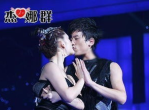 “张杰谢娜15年后同台跨年，回忆杀引爆全场！”